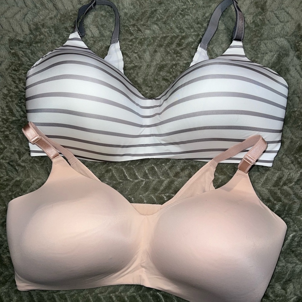 2 Torrid Curve Bras NEW